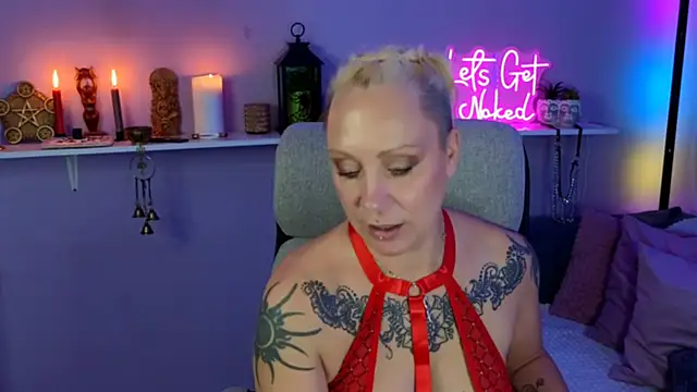 Jan ina online show from 11.01.25