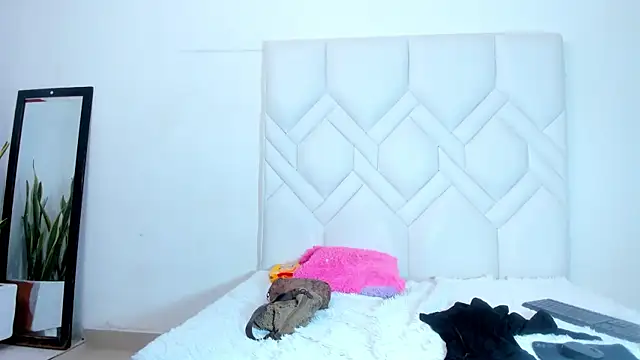 Cleopatra Trans online show from 04.18.26