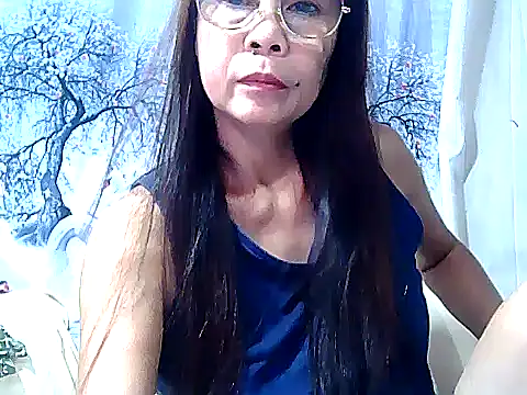 urwife tobe online show from 09.27.25