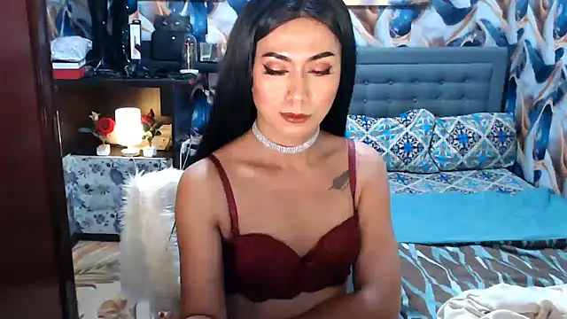 Snapshot of ClassyKendall chatting on 09.11.25 ClassyKendall online show from 09.11.25