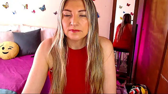 Jolie-Mature online show from 11.27.25