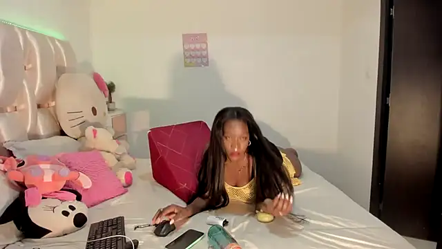 Snapshot of viioolleettaa chatting on 01.18.25 viioolleettaa online show from 01.18.25