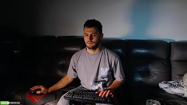 CrazyDom1 online show from 10.24.25