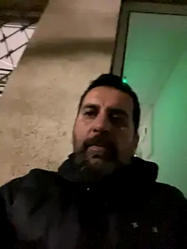 Snapshot of TigerOne19 chatting on 11.13.25 TigerOne19 online show from 11.13.25