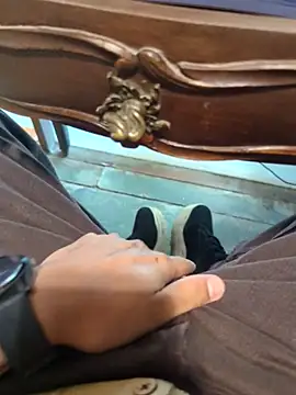  IRRESISTIBLE  online show from 04.19.26