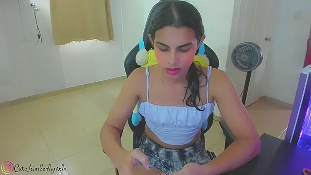 Kim Wexler online show from 02.16.25