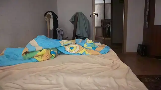 Snapshot of Lamonteik chatting on 11.10.25 Lamonteik online show from 11.10.25