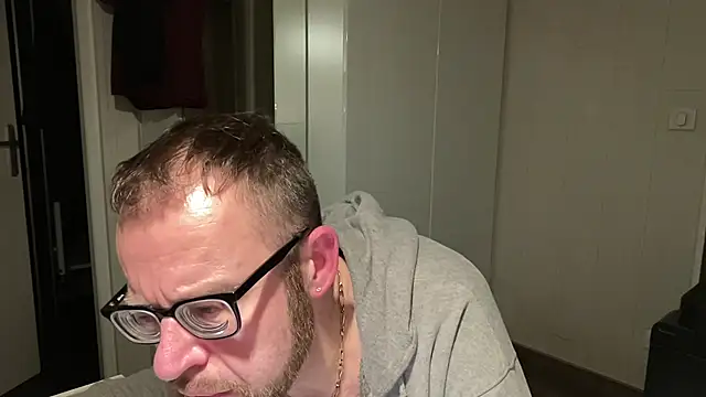 FABIOGLASSES online show from 12.21.24