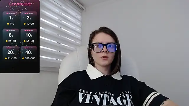 Snapshot of Arya_starrk chatting on 12.14.24 Arya starrk online show from 12.14.24