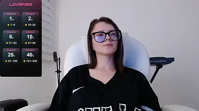 Snapshot of Arya_starrk chatting on 12.21.24 Arya starrk online show from 12.21.24