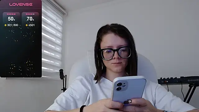 Snapshot of Arya_starrk chatting on 12.23.24 Arya starrk online show from 12.23.24