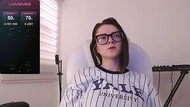 Snapshot of Arya_starrk chatting on 12.30.24 Arya starrk online show from 12.30.24