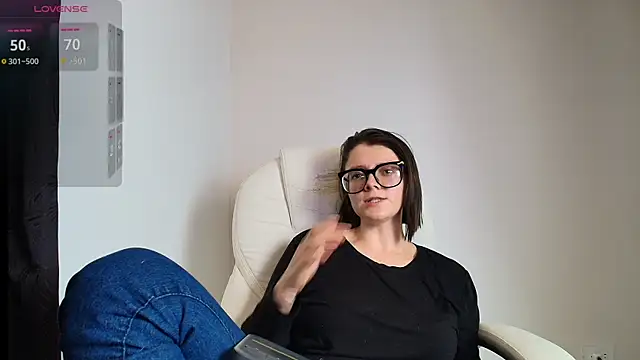 Snapshot of Arya_starrk chatting on 03.19.25 Arya starrk online show from 03.19.25