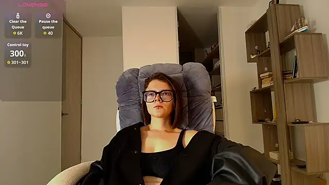 Snapshot of Arya_starrk chatting on 11.06.25 Arya starrk online show from 11.06.25