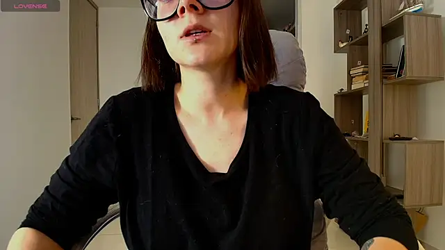 Snapshot of Arya_starrk chatting on 11.19.25 Arya starrk online show from 11.19.25