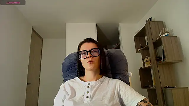 Snapshot of Arya_starrk chatting on 11.21.25 Arya starrk online show from 11.21.25