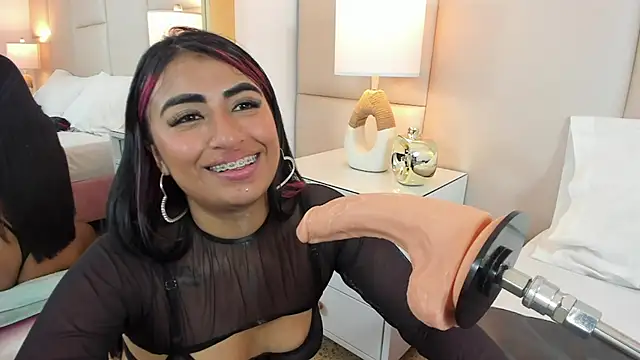 AntoniaRoss  online show from 02.22.25