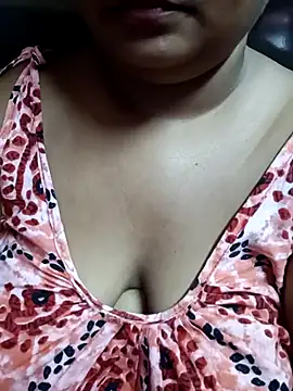 Snapshot of DEPALI09 chatting on 09.22.25 DEPALI09 online show from 09.22.25