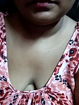 Snapshot of DEPALI09 chatting on 09.24.25 DEPALI09 online show from 09.24.25