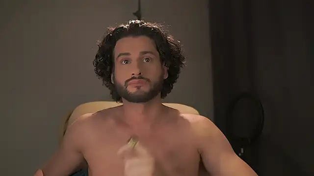 Keen   Luckystrike online show from 12.05.25