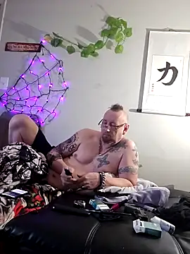 Littledick007007 online show from 01.12.25