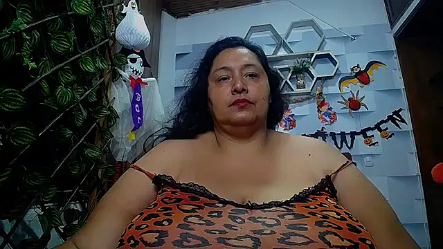 TistMature online show from 10.20.25