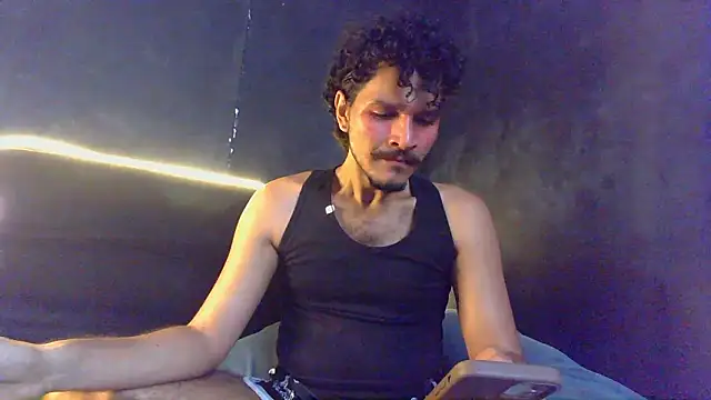 Snapshot of die_mond chatting on 02.28.26 die mond online show from 02.28.26