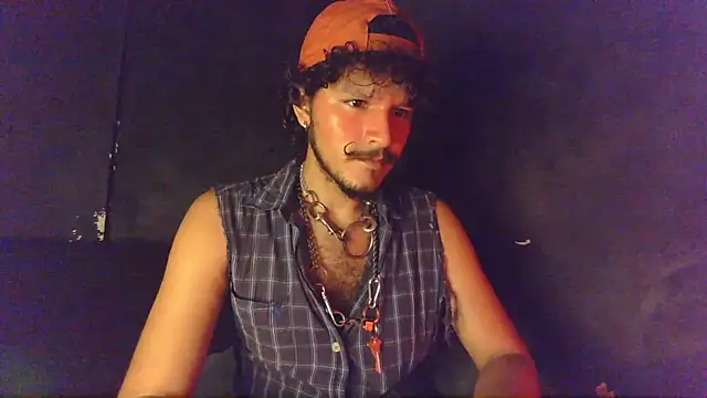Snapshot of die_mond chatting on 04.16.26 die mond online show from 04.16.26
