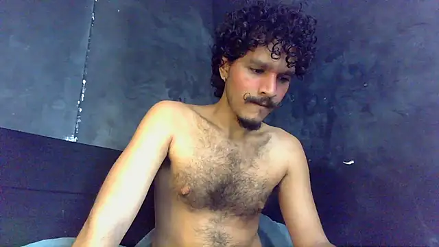 Snapshot of die_mond chatting on 04.25.26 die mond online show from 04.25.26