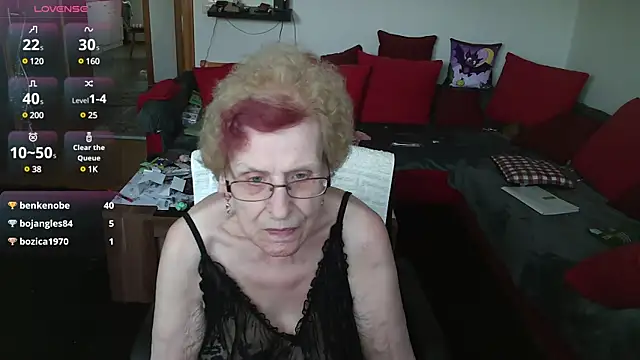 HeisseomaOriginal online show from 03.10.25