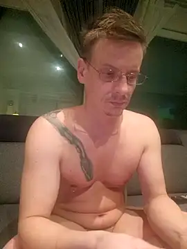 Snapshot of LanaSissy100 chatting on 12.12.24 LanaSissy100 online show from 12.12.24