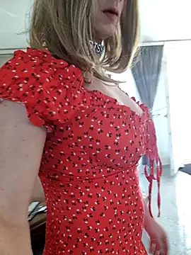 Snapshot of LanaSissy100 chatting on 03.09.25 LanaSissy100 online show from 03.09.25