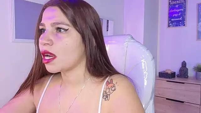 bluee hazell online show from 12.03.25