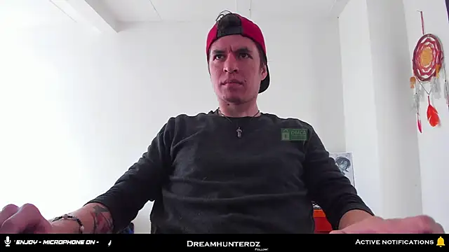 Snapshot of Headhunterdz chatting on 12.05.25 Headhunterdz online show from 12.05.25