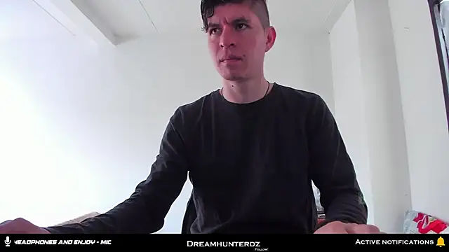 Snapshot of Headhunterdz chatting on 01.10.26 Headhunterdz online show from 01.10.26