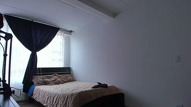 Snapshot of Headhunterdz chatting on 03.07.26 Headhunterdz online show from 03.07.26