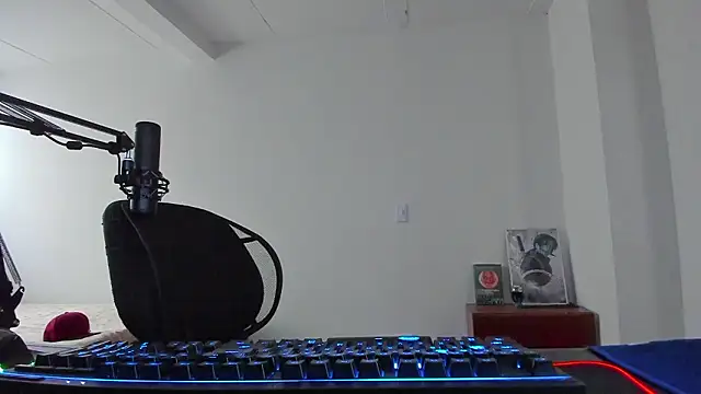 Snapshot of Headhunterdz chatting on 03.08.26 Headhunterdz online show from 03.08.26