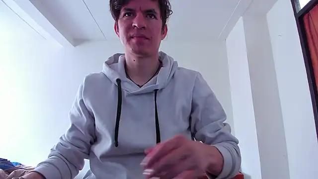 Snapshot of Headhunterdz chatting on 03.30.26 Headhunterdz online show from 03.30.26