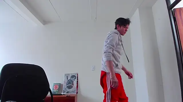 Snapshot of Headhunterdz chatting on 04.05.26 Headhunterdz online show from 04.05.26