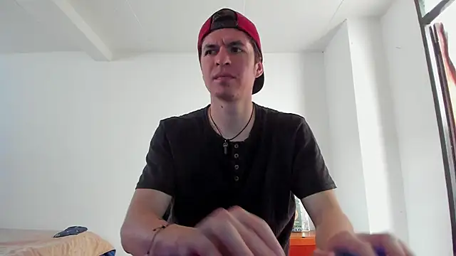 Snapshot of Headhunterdz chatting on 06.14.26 Headhunterdz online show from 06.14.26