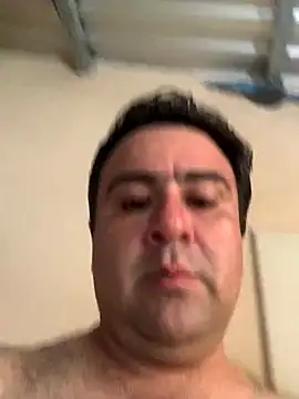 EmilianoGt online show from 10.25.25