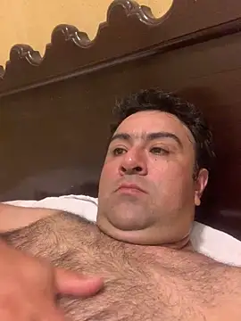 EmilianoGt online show from 10.28.25