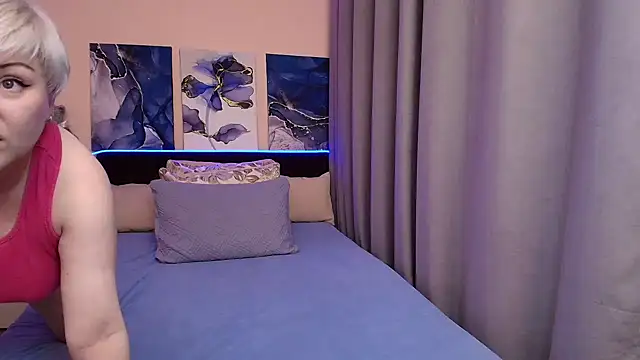 BlondPearl online show from 07.10.26