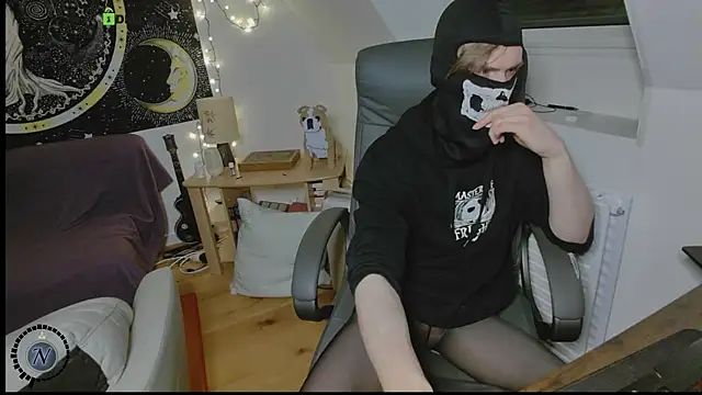 Nyl0nnickb0y online show from 12.01.25