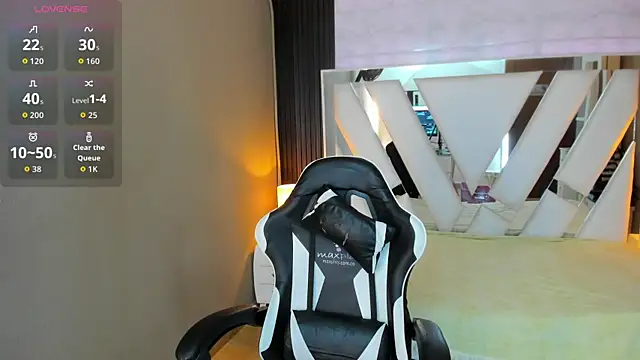 Linda4Petite online show from 03.28.26