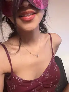 morrocoXcute online show from 03.04.26