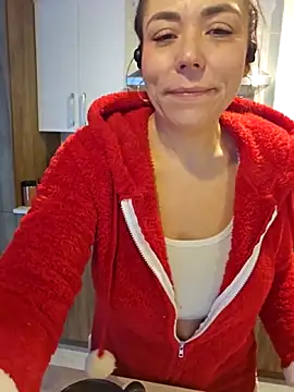 Ellie-L-Elizabeth online show from 12.20.25