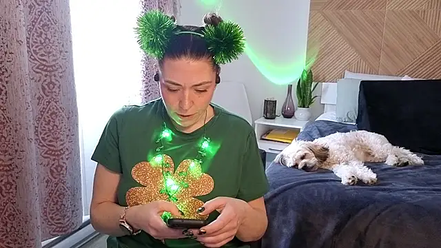 Ellie-L-Elizabeth online show from 03.17.26