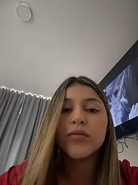 lunablossom  online show from 02.14.26