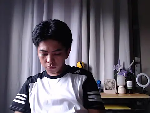 Snapshot of ilovejimmy chatting on 12.01.25 ilovejimmy online show from 12.01.25